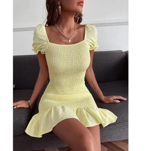 Zara Smocked Textured Ruffle Hem Mini  Dress Pastel Yellow Blogger Fav Sz S - Picture 1 of 10